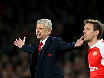 Wenger defends Giroud substitu...